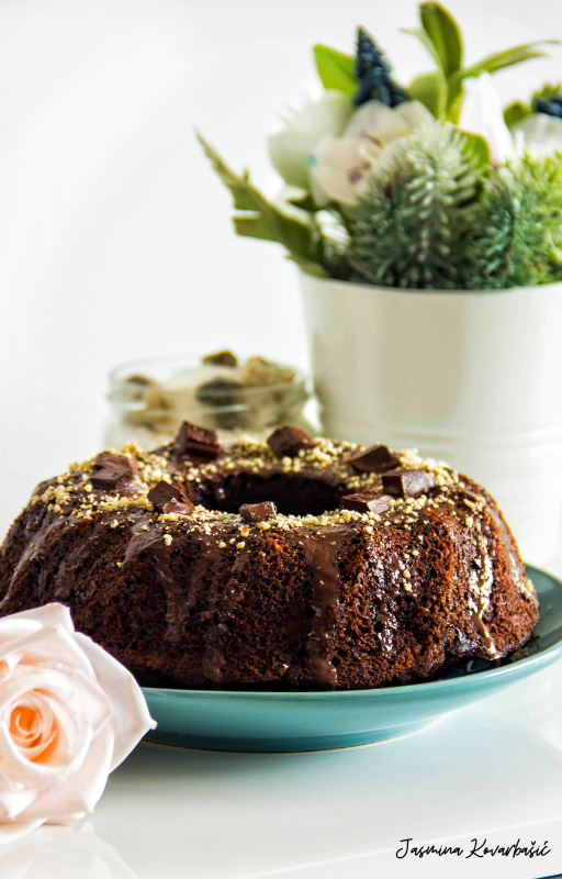 BANANA BREAD