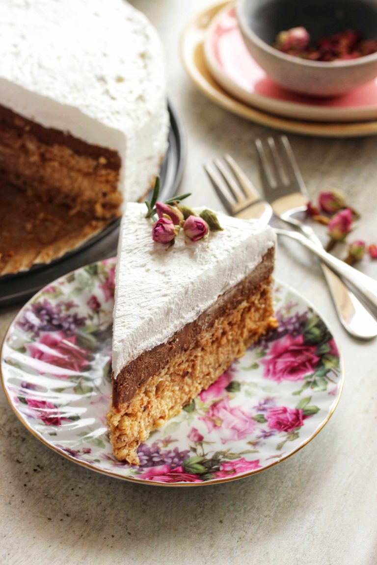 prolecna-torta